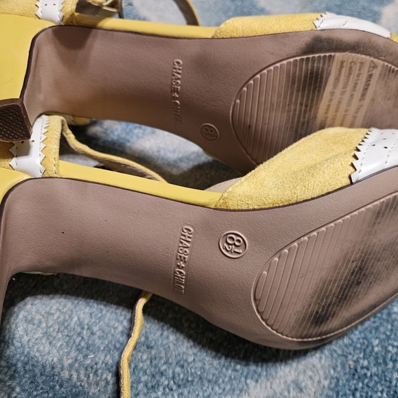 Chase & Chloe Yellow and White Women's T-Strap Heels - Picture 4 of 4